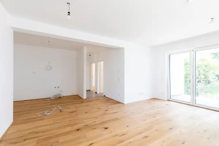 Großzügigie Wohnung im Ortszentrum