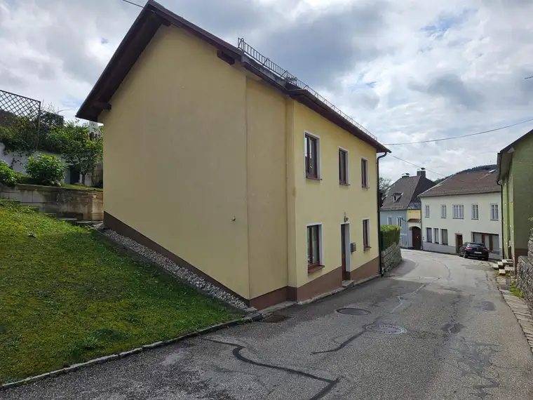 Wohnhaus im Ortszentrum