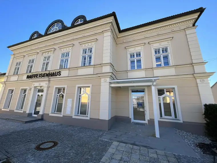 Klimatisierte Mietwohnung im Dachgeschoß mitten in Kirchdorf
