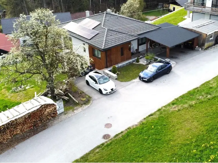 Traumhaftes Zuhause in sonniger, ruhiger Lage mit Weitblick