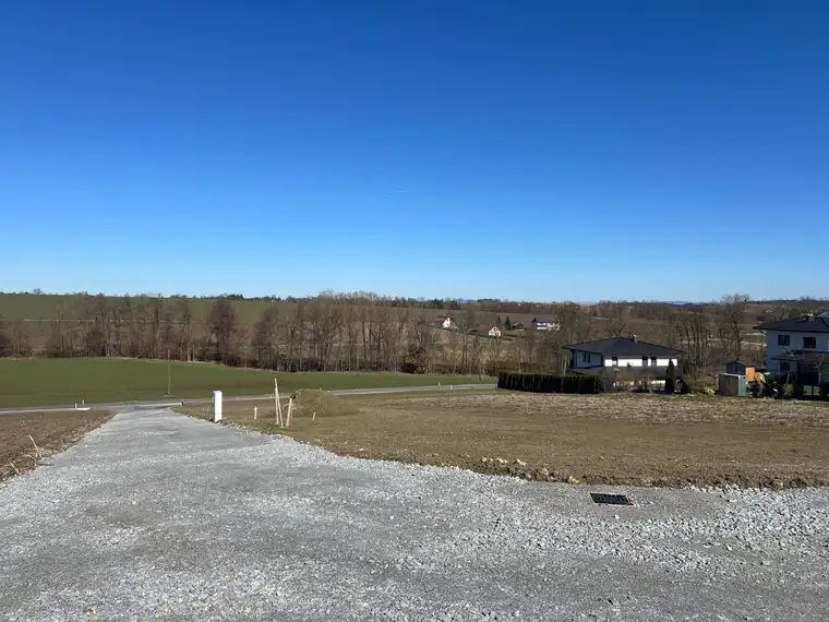 Bauplatz in angenehmer Nachbarschaft