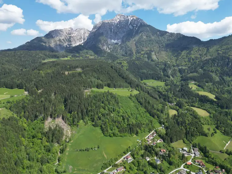 18,2 ha Land - u. Forstwirtschaft