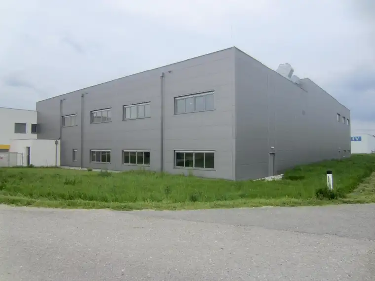 Produktion und Lager Vermietung Gewerbeobjekt - 4030 Linz, Im Südpark