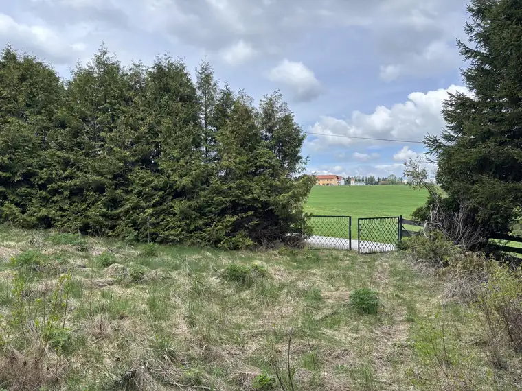 Baugrundstück mit ca. 776 m²