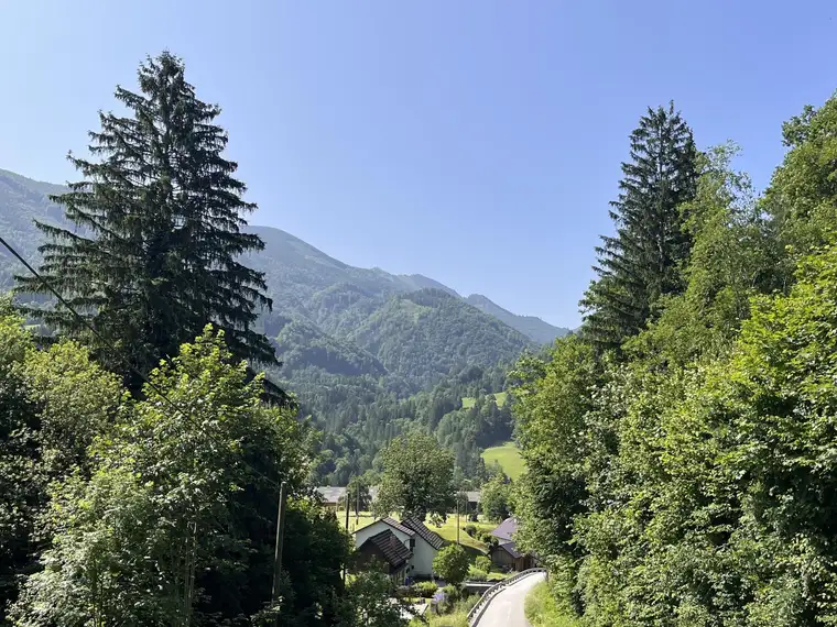 Ihr leistbarer Wohntraum im Grünen - Haus mit Potenzial nahe dem Ortszentrum