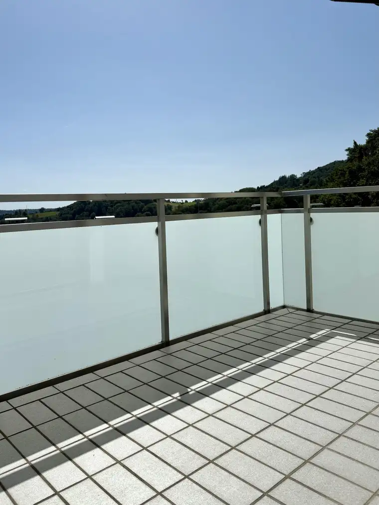 Helle Mietwohnung am Pöstlingberg mit großzügigem Balkon und traumhaftem Ausblick.