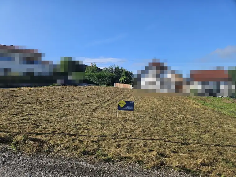 Baugrundstück in Siedlungslage