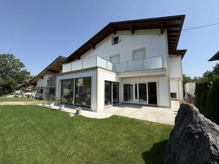Ihr neues Zuhause – Einzigartiges Einfamilienhaus mit viel Raum und Stil