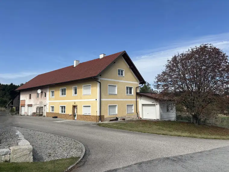 Sacherl in Dorfgebiet inkl. 1,60 ha Nutzgrund