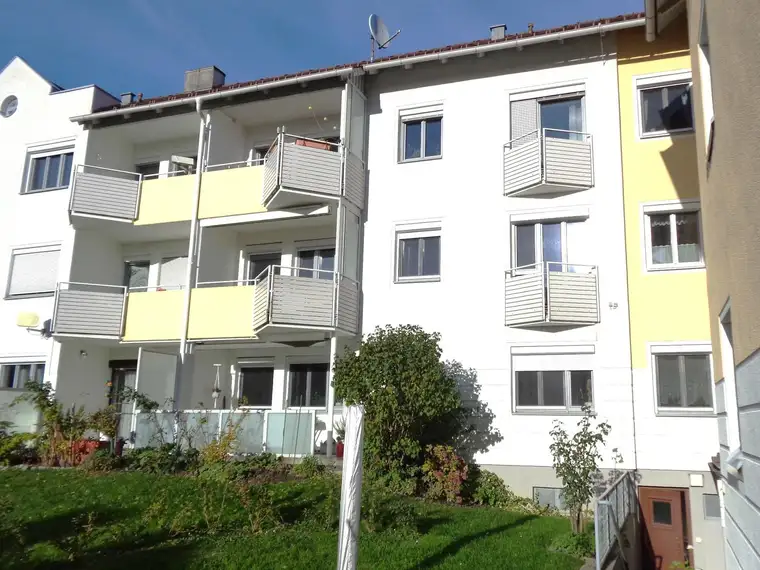 Attraktive Familienwohnung in beliebter Wohnlage in Nähe Krankenhaus