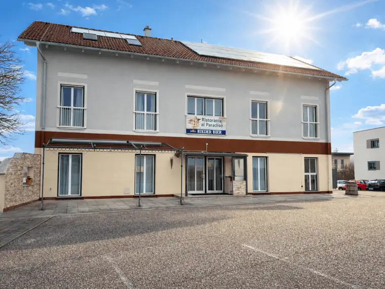 Cafe oder Bäckerei in Toplage gegenüber Therme Geinberg zu vermieten