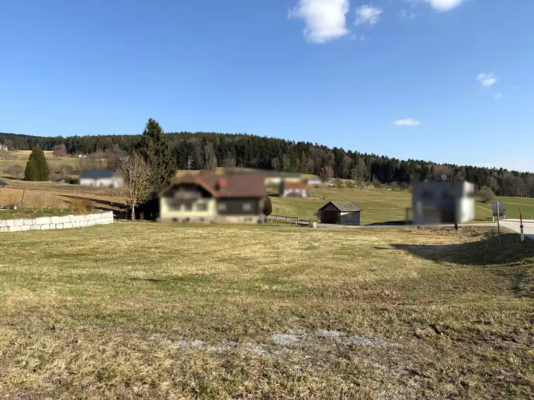 Sonniges Baugrundstück im Naturparadies Böhmerwald