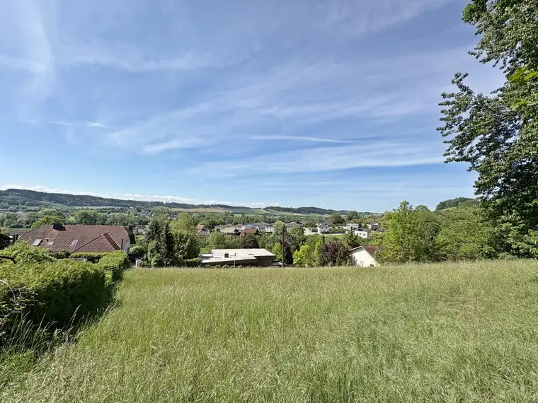 Attraktives Baugrundstück in begehrter Lage ohne Bauverpflichtung!