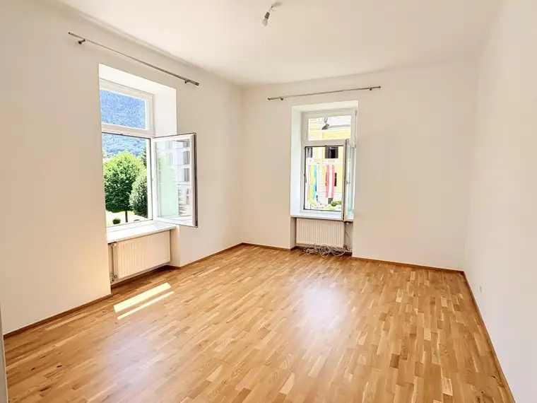 "City Life" Zwei Zimmer Wohnung