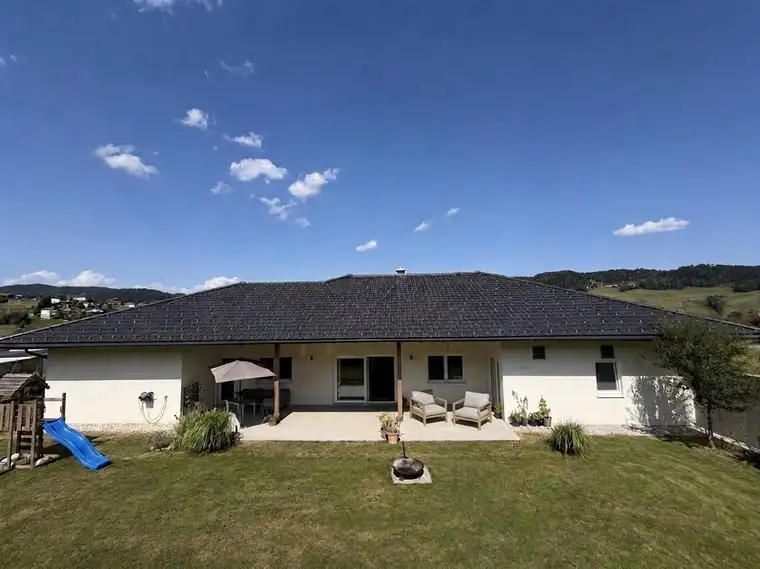 Ein Zuhause zum Verlieben – Moderner Bungalow mit Garten