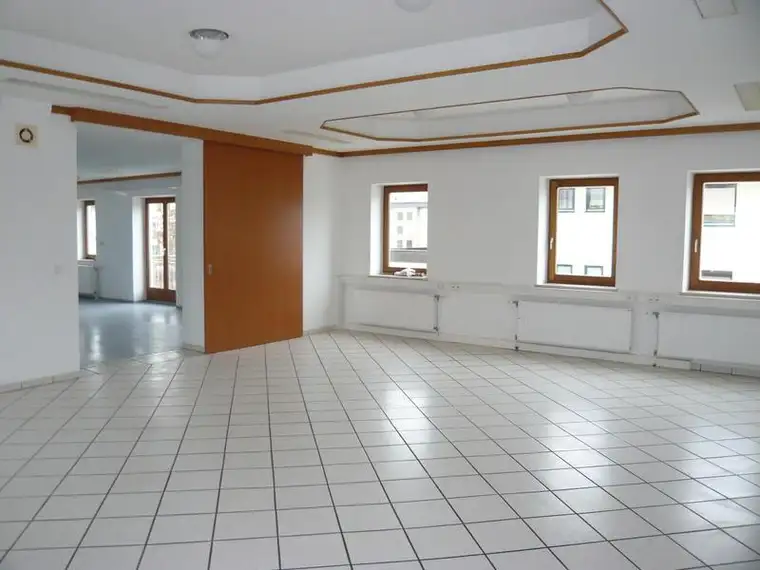 helle Bürofläche im Zentrum von Ried/I. 
