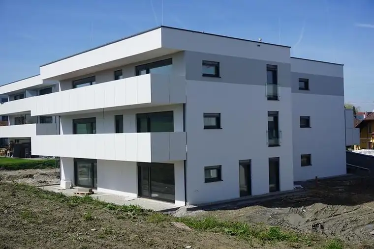 kompakte 2-Zimmer-Neubauwohnung mit Eigengarten Top 3/2