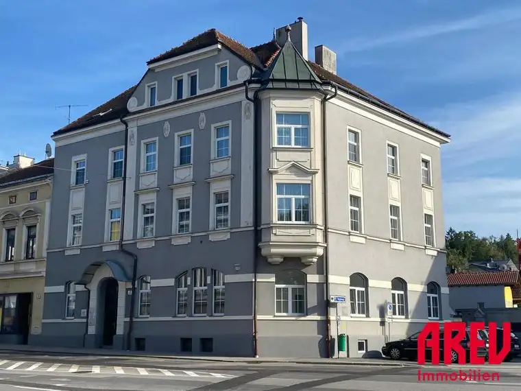 Großzügige und helle Büro-/Kanzlei-/Studiofläche in bester Lage