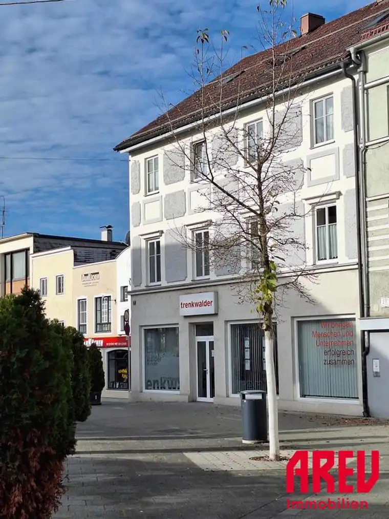 gut einsichtiges Geschäftslokal in Top-Lage