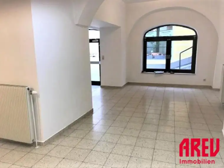 IN IDEALER LAGE IN KIRCHDORF IHR BÜRO ANMIETEN - G03