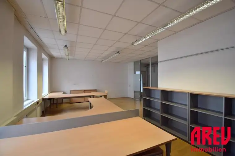  IHR NEUES BÜRO IN URFAHR - JEZT SICHERN -B02