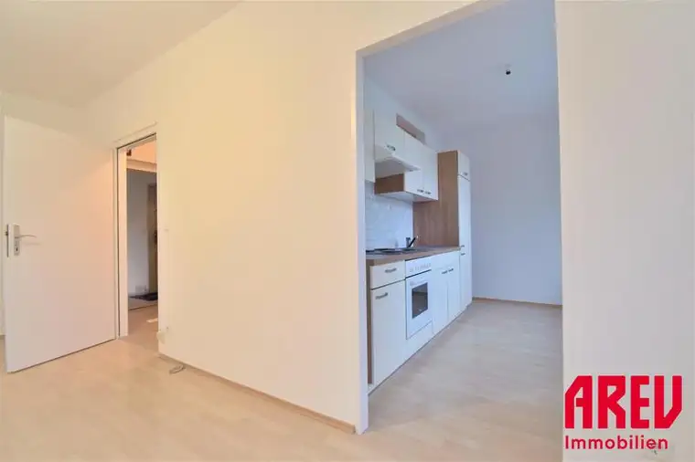 FREUNDLICHE 1,5 ZIMMERWOHNUNG IN LEONDING