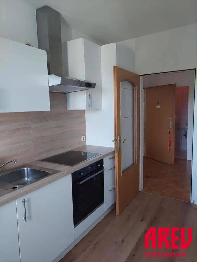 helle 3-Zimmer Mietwohnung mit Balkon 