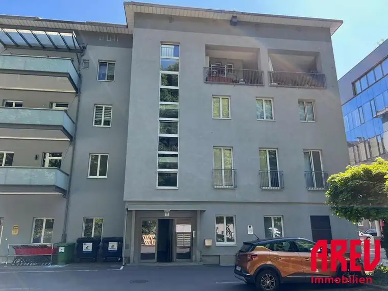 SCHÖNE 2-ZIMMERWOHNUNG IN DER SANDGASSE - TOP 06