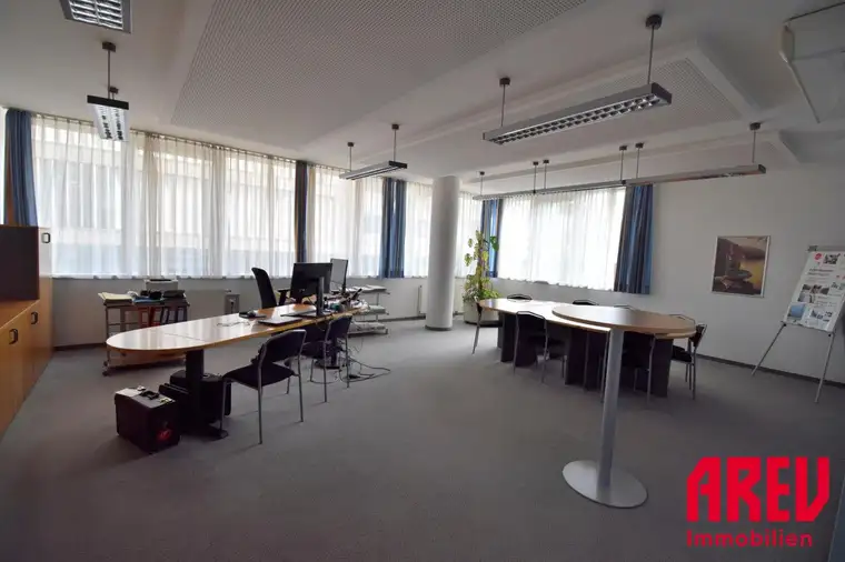 MODERNE BÜROFLÄCHE IN LINZ - IDEAL FÜR IHR BUSINESS