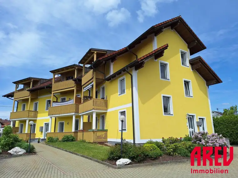 zentrumsnahe, freundliche 2-Zimmer-Wohnung mit Balkon