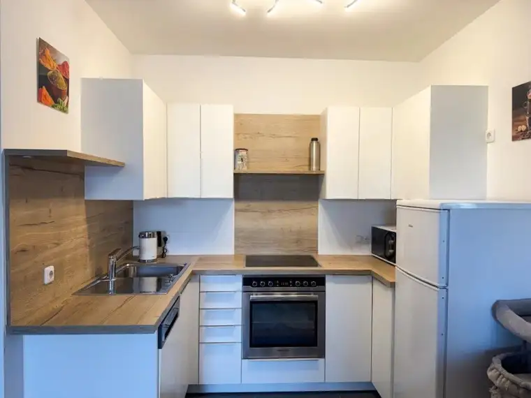 Gemütliche 2-Zimmer Wohnung in Uninähe mit großer Loggia in Urfahr zu vermieten