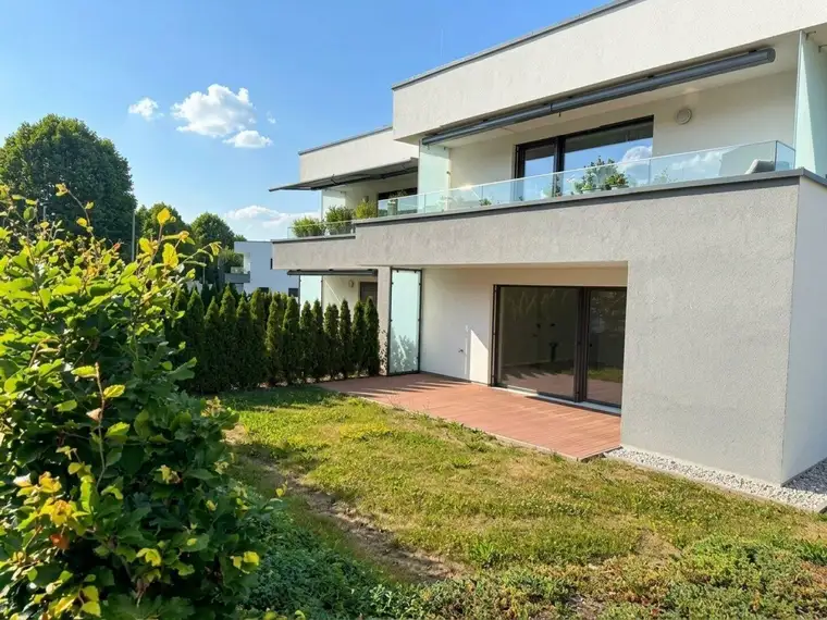 Erstbezug - gut aufgeteilte 3-Zimmer-Wohnung mit gemütlichen Eigengarten