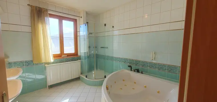 Großzügiges Eckreihenhaus in Mauerbach, WG Tauglich