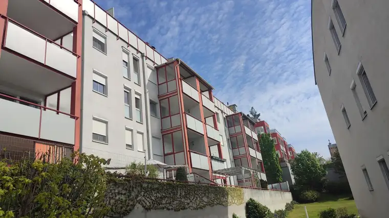Gepflegte Eigentumswohnung mit Loggia in 7000 Eisenstadt