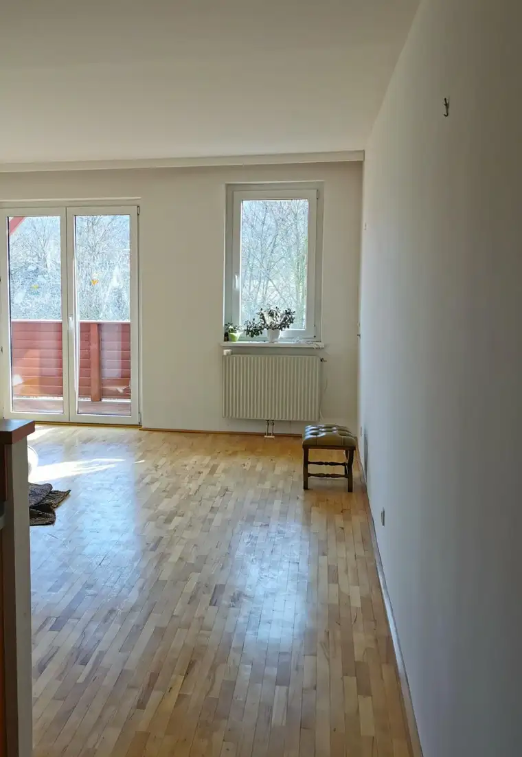 Moderne Zweizimmer Wohnung mit Balkon und KFZ-Stellplatz in Breitenfurt bei Wien