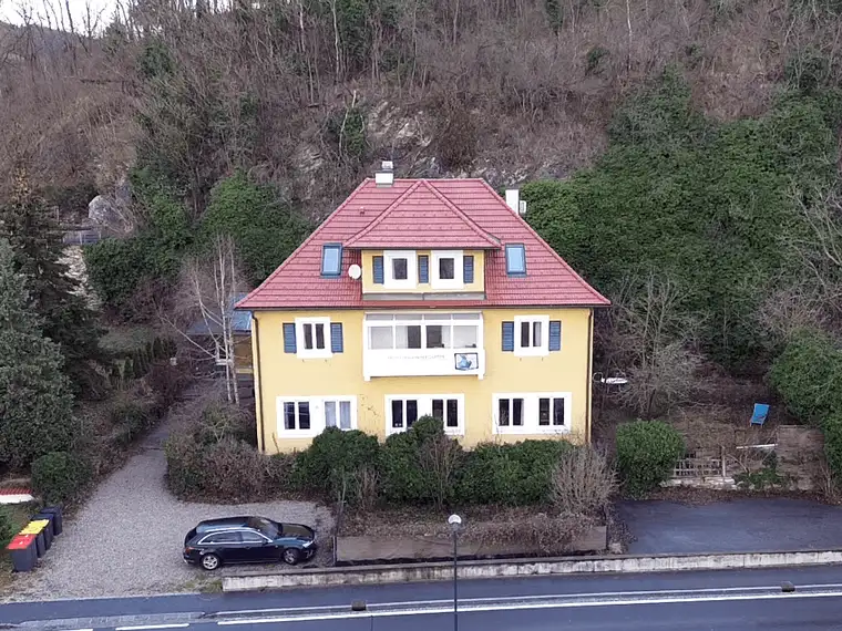 Komplett saniertes Wohnhaus in Emmersdorf am Beginn der Wachau