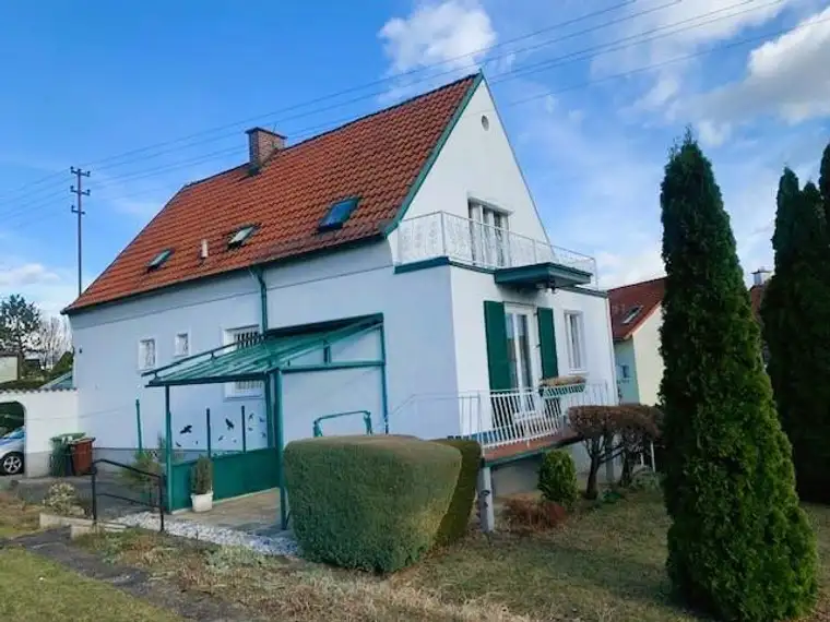 Gepflegtes Haus mit Ausblick über Ternitz!
