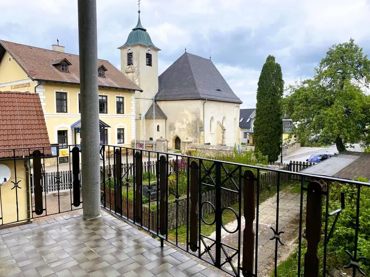 Preisanpassung! Zwei Häuser im Ortszentrum von Raach!