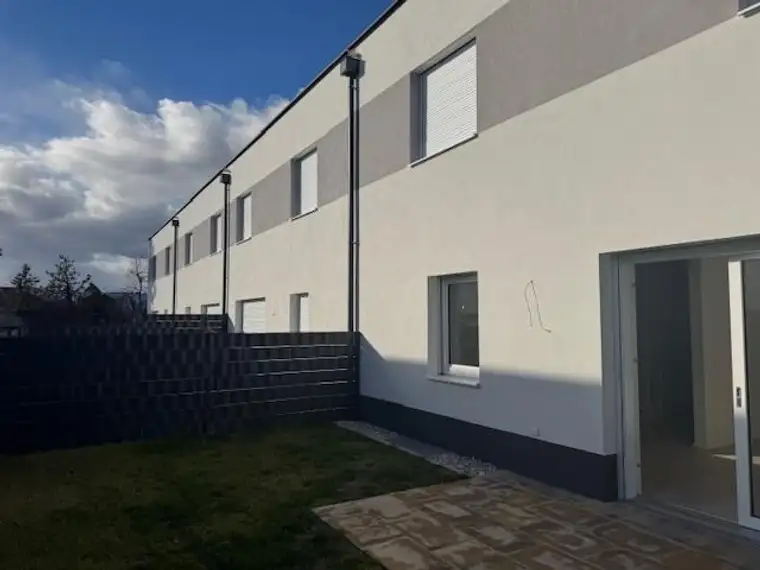 ERSTBEZUG! Haus 4 mit größtem Garten!