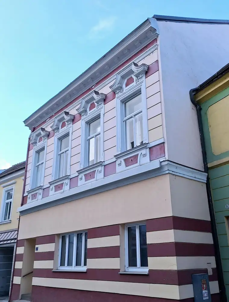 ZINSHAUS MIT DREI WOHNEINHEITEN