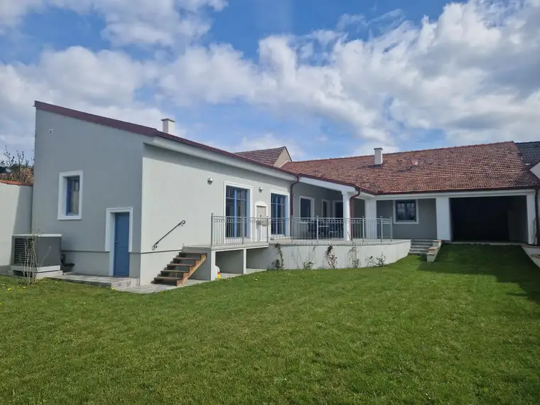 LANDSITZ AUF HÖCHSTEM NIVEAU