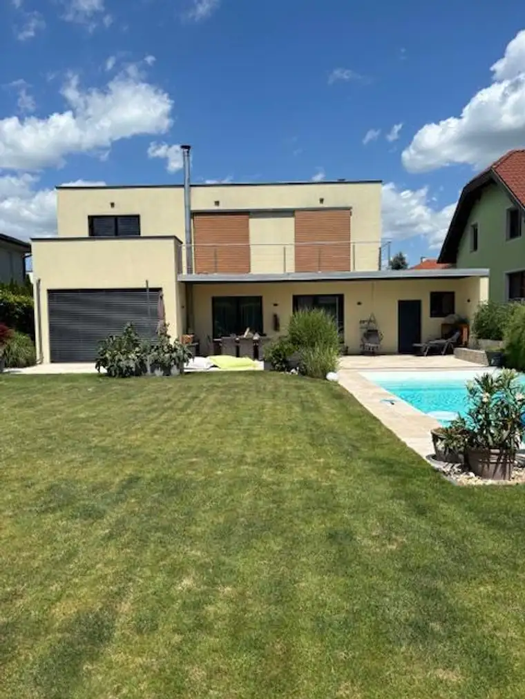 PERFEKTES, MODERNES TRAUMHAUS IN BESTLAGE VON SPILLERN MIT VIELEN HOCHWERTIGEN AUSSTATTUNGSDETAILS, LUXUS UND HOHER LEBENSQUALITÄT