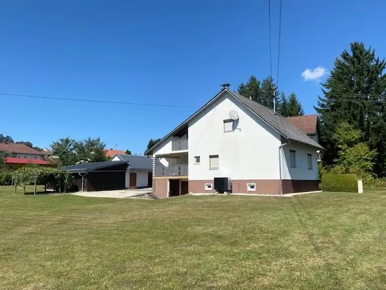 Einfamilienhaus mit Grünblick &amp; großem Grundstück