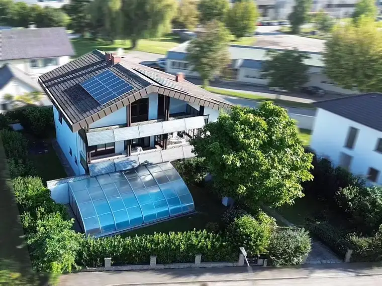 Mondänes Einfamilienhaus inmitten von Pöchlarn - Pool, Garten &amp; Wellness inklusive!