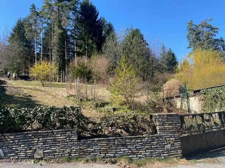 Schöner Baugrund in erhöhter Grünruhelage Nähe Bad Erlach
