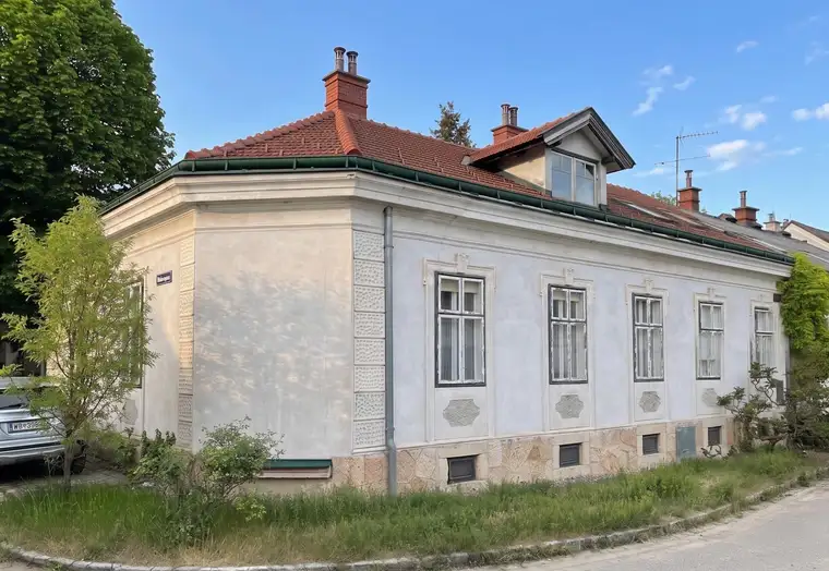 Rarität im Ortskern "ANNO 1899"