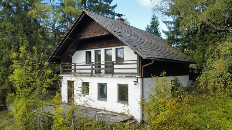 Sanierungsbedürftiges Eigenheim mit sensationellem Ausblick in die Berge
