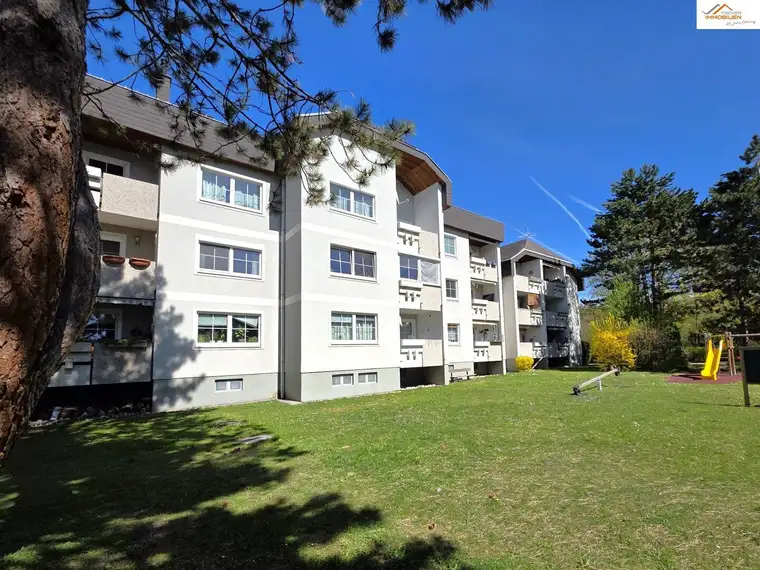 Helle 2 Zimmer Wohnung mit Loggia &amp; Stellplatz - Lanzenkirchen