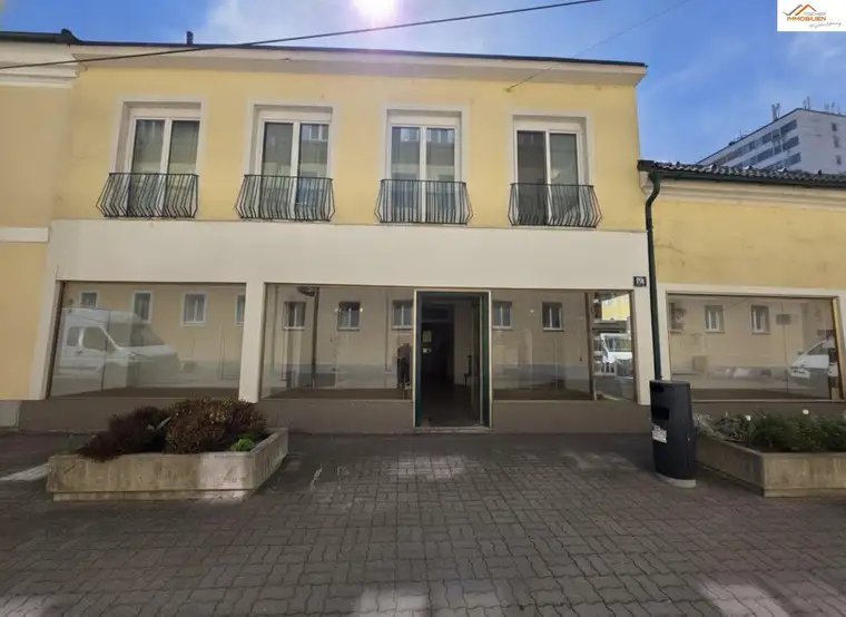 Stadthaus mit Innenhof in bester Innenstadtlage – Wohnen &amp; Arbeiten kombinierbar