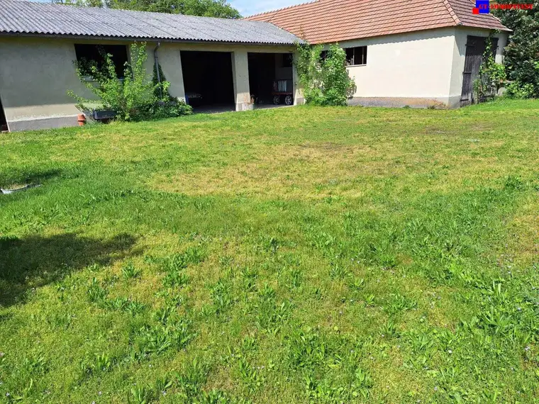 7041 Wulkaprodersdorf 1580m² Bauträgergrund mit Garagenbestand in netter Ortsrandlage.